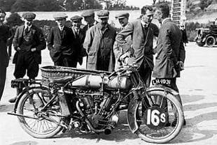 Bat Motor Manufacturing Company (Bat) were powered by ohv JAP engines