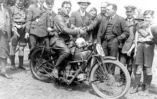Oeitro Ghersi who was unfortunately disqualified from the 1926 Lightweight TT on his Moto Guzzi