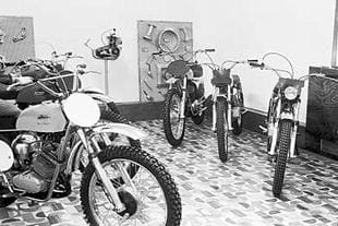 Showroom at Sprite motorcycle factory with the 1970 range on display