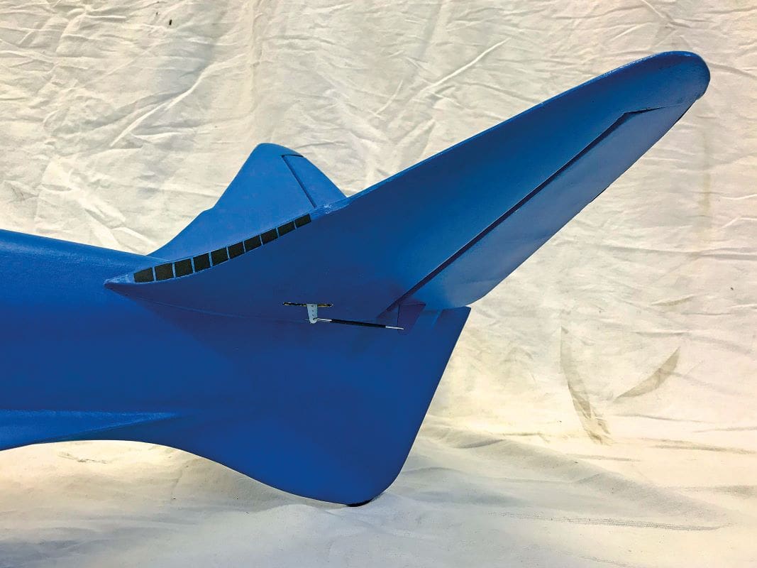 V-tail is operated by a pair of servos mounted inside the rear stabilisers, removing the need for a pair of rather ugly pushrods.