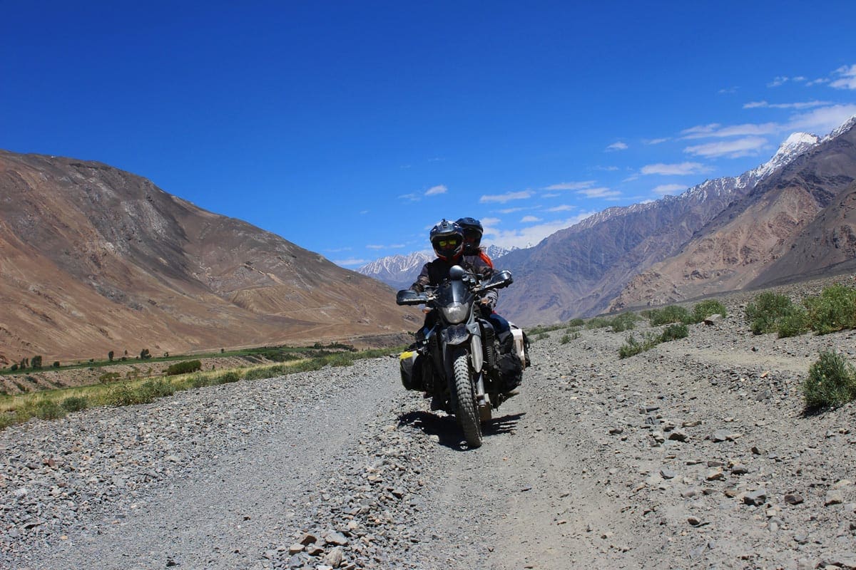 The pair travelling in the mountains