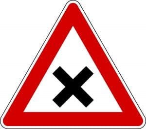 08_intersezione_con_precedenza_a_destra.svg