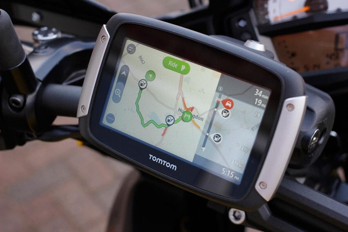 108_TomTom-Rider-400-004