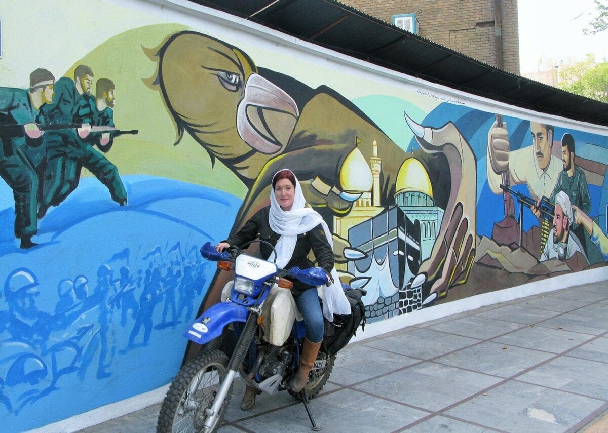 me-bike-war-mural
