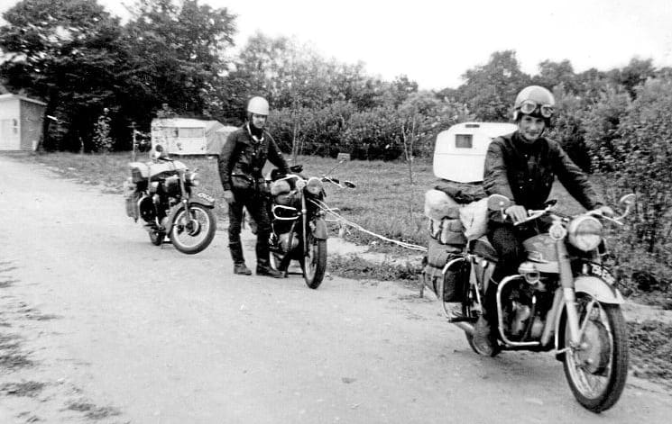 Taking a break from towing Les Orme’s stricken 250-cc AJS Model 14 180 miles across France in 1963, the 350cc Norton Navigator is pictured with its original owner, Pete Evans. At the back is Keith Pitcher’s 250cc BSA C15. 