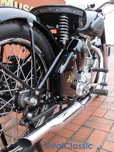 ajs-model-18c