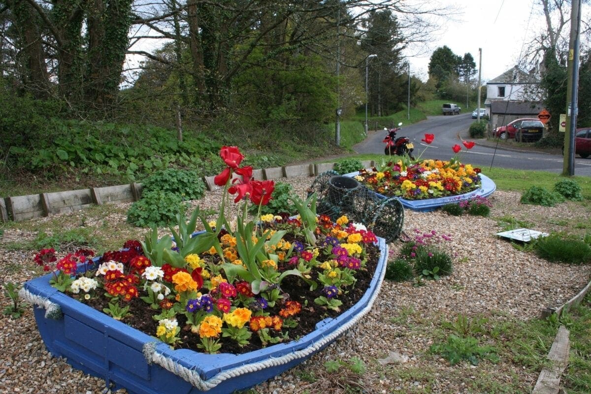 Flower power outside Looe