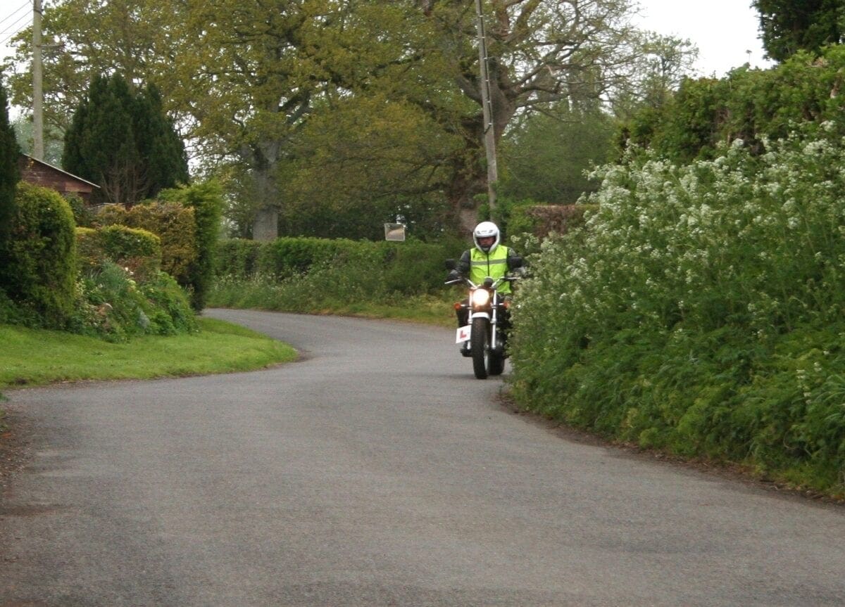 Tucked-in near the verge, vision is a tad restricted