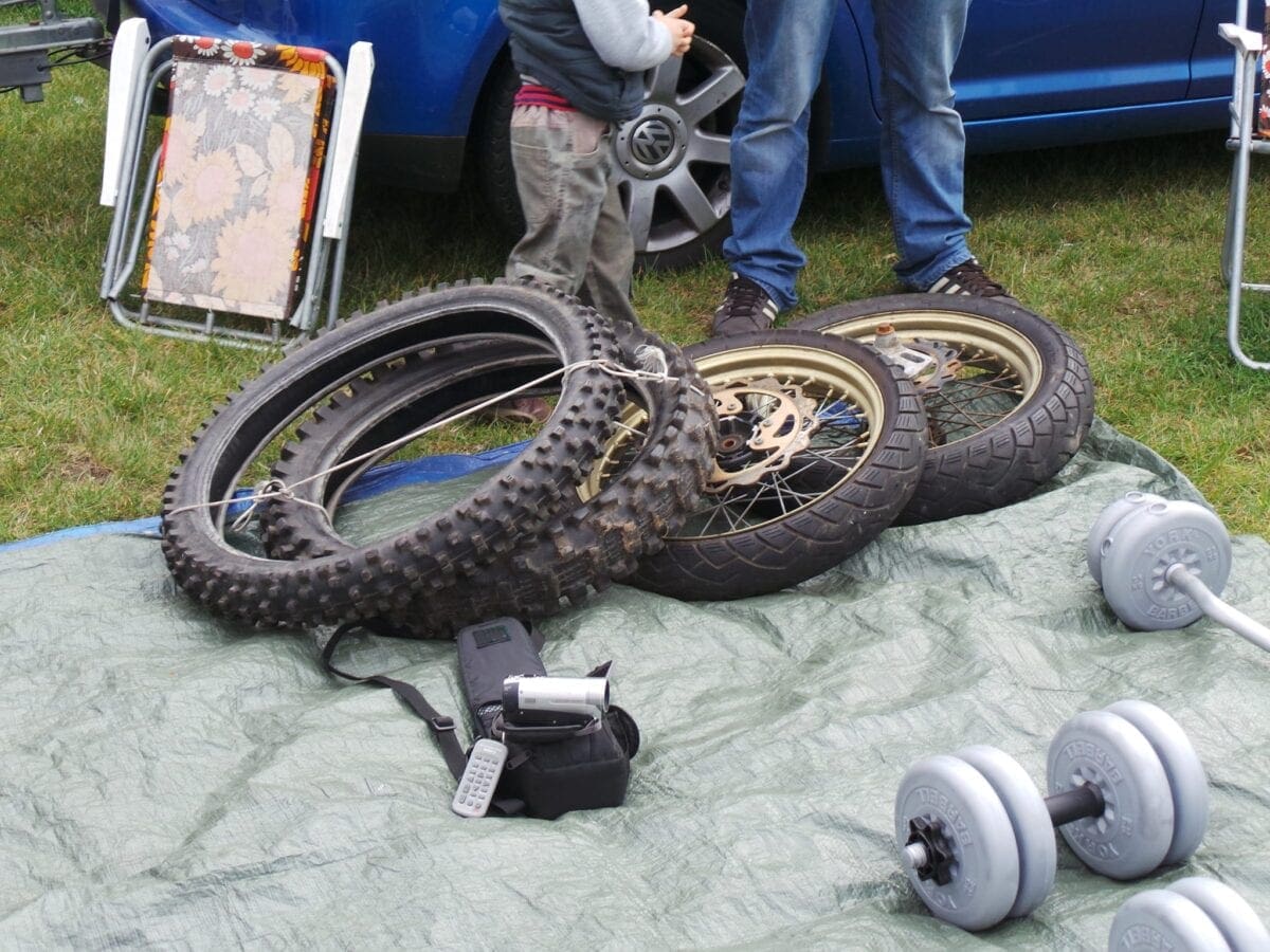 Be wary of used tyres and rims – check over carefully